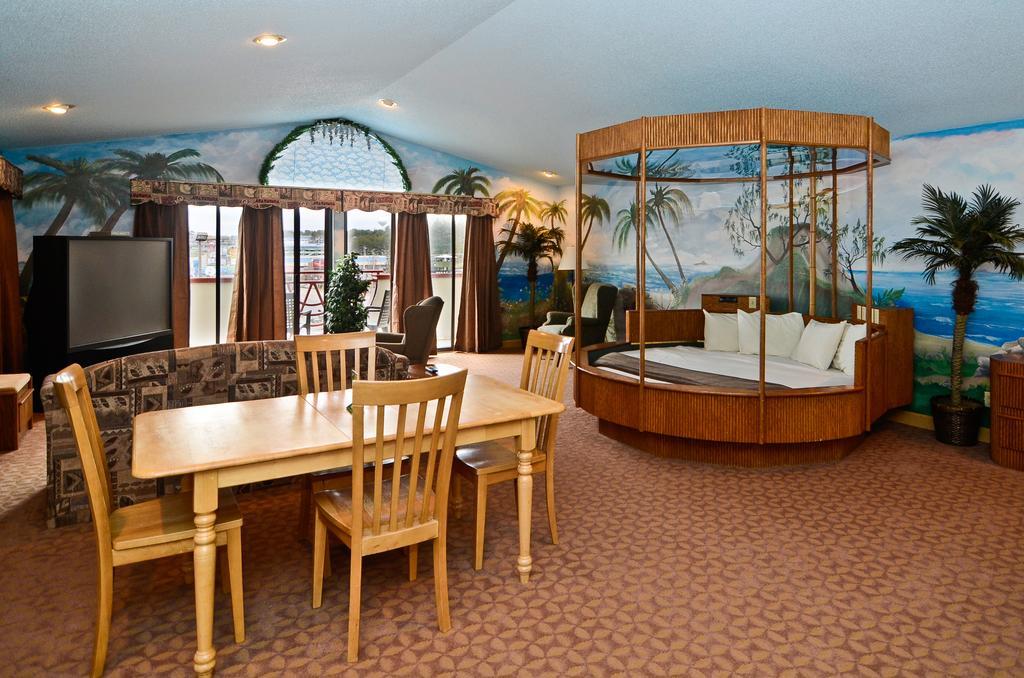 ويسكونسن الوديان Atlantis Family Waterpark Hotel, Ascend Hotel Collection المظهر الخارجي الصورة